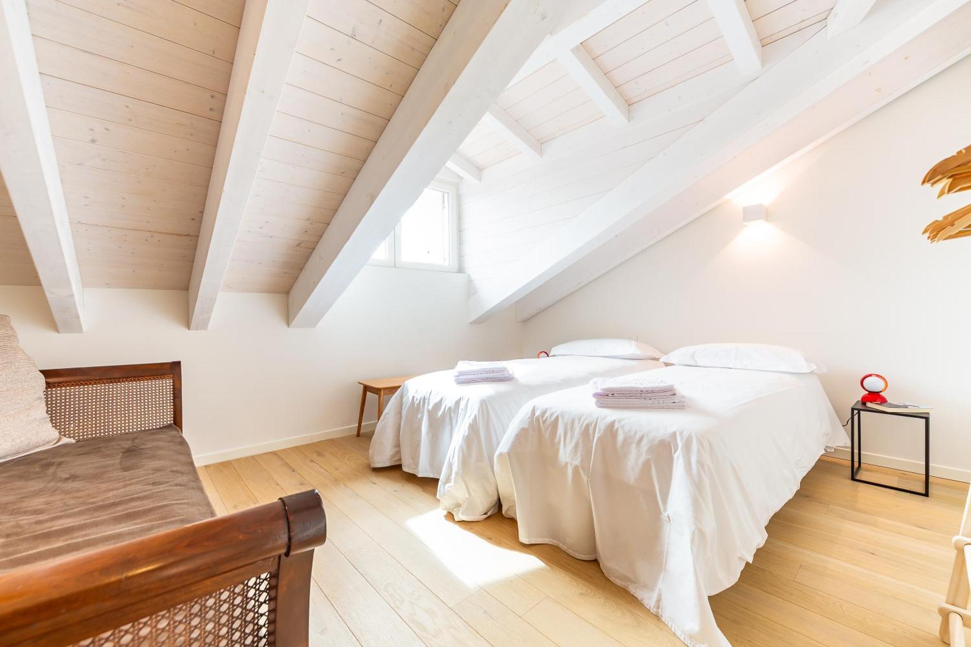 La Mansarda Di Sarpi Apartment มิลาน ภายนอก รูปภาพ